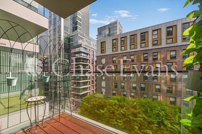 2 Bedroom Flat For Sale In Cashmere House, Goodman's Fields, Leman Street, Aldgate, London, E1