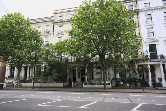 3 Bedroom Flat To Rent In Cromwell Road, London, SW5