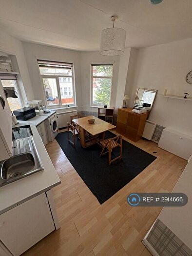 1 Bedroom Flat To Rent In Chichele Road, London, NW2