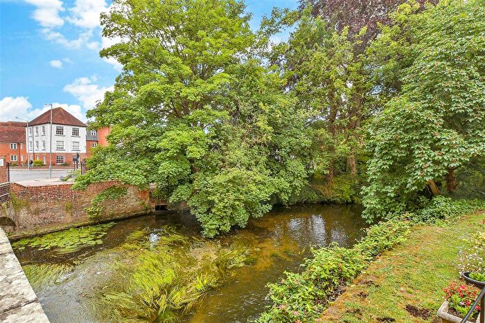 1 Bedroom Flat For Sale In The Causeway, Canterbury, Kent, CT1