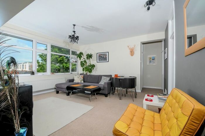 2 Bedroom Flat To Rent In Christchurch Way, London, SE10