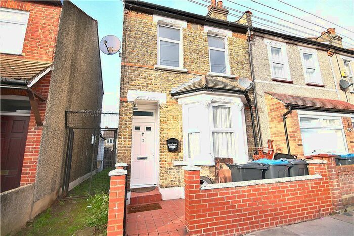 2 Bedroom Terraced House To Rent In Lakehall Road, Thornton Heath CR7