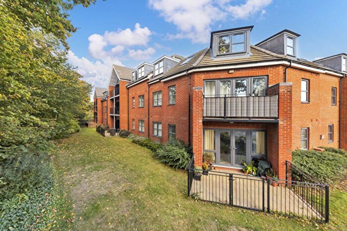 2 Bedroom Apartment For Sale In Goodes Court, Royston, SG8