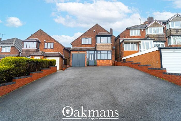3 Bedroom Detached House For Sale In Oakham Road, Tividale, Oldbury, West Midlands, B69