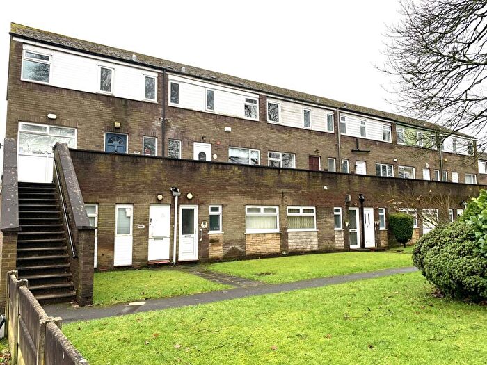 3 Bedroom Apartment For Sale In Pendle Court, Bolton, Greater Manchester, BL1
