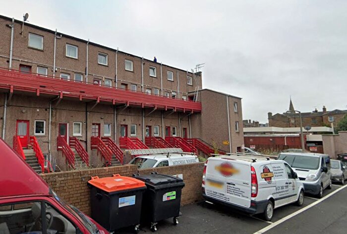 2 Bedroom Maisonette To Rent In Causewayside, Edinburgh, EH9