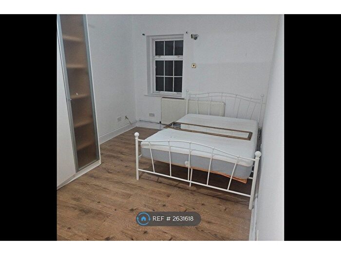 1 Bedroom Flat To Rent In Frimley Road, London, IG3