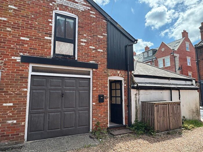 Studio To Rent In High Street, Lyndhurst, SO43