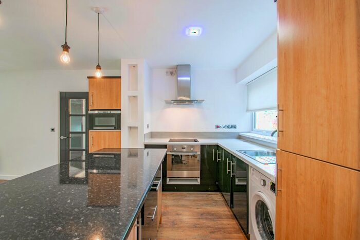 2 Bedroom Apartment To Rent In Pershore Road, Birmingham, West Midlands, B5