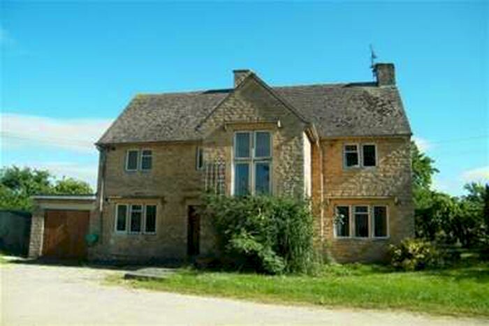 3 Bedroom House To Rent In Manor Close, Darlingscott, CV36