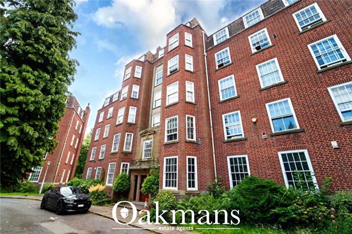 3 Bedroom Apartment To Rent In Kenilworth Court, Hagley Road, Birmingham, West Midlands, B16