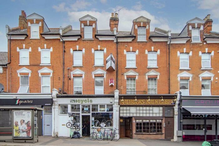 2 Bedroom Flat To Rent In Ferme Park Road, Stroud Green, N4