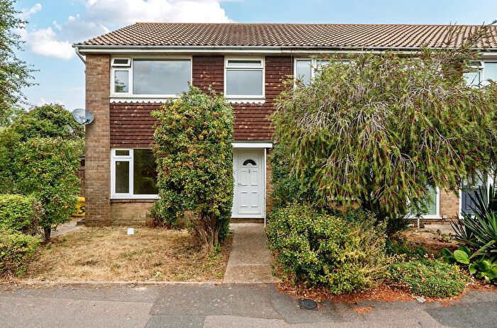 3 Bedroom Detached House To Rent In The Paddocks, Lancing, West Sussex, BN15
