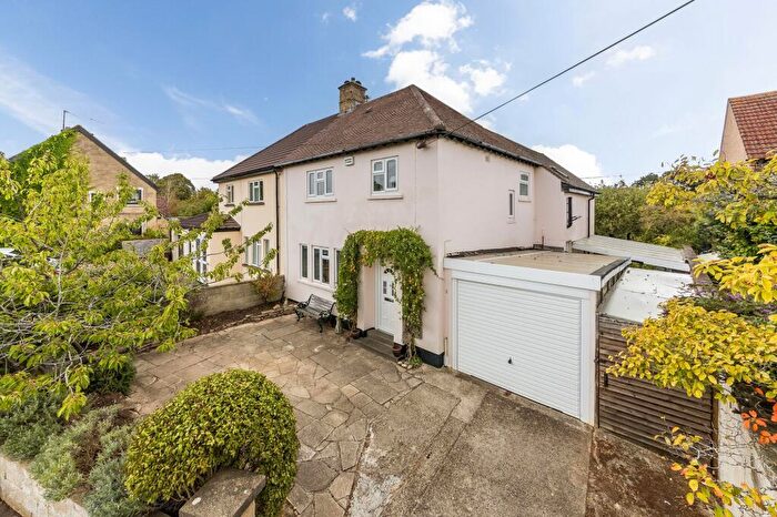 4 Bedroom Semi-Detached House For Sale In St. Peters Road, Abingdon, OX14