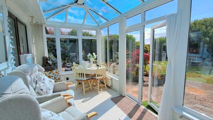 2 Bedroom Bungalow For Sale In Osborne Road, New Milton, BH25
