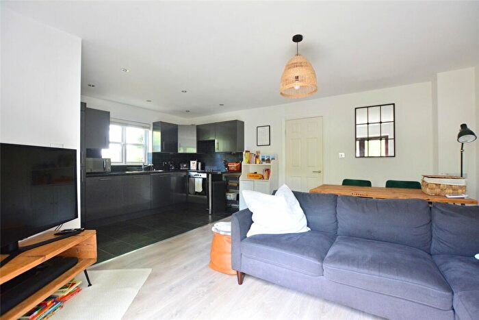 1 Bedroom Apartment To Rent In St Josephs Vale, Blackheath, London, SE3