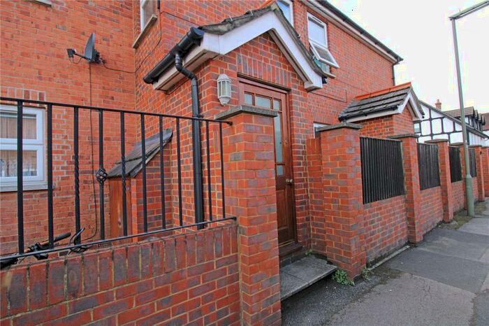 1 Bedroom Apartment To Rent In Surrey, KT15