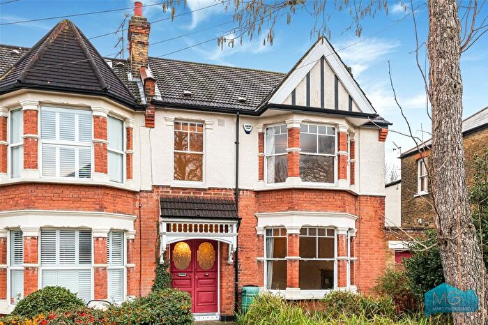 4 Bedroom End Terrace House For Sale In Radcliffe Road, London, N21