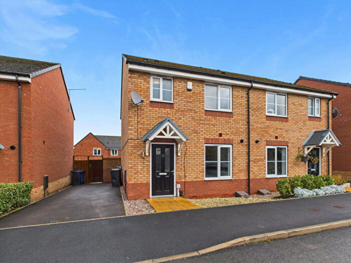 3 Bedroom Semi Detached House For Sale In Greenock Close, Newcastle, ST5