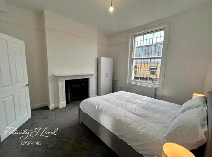 2 Bedroom Apartment To Rent In Commercial Road, London, E1