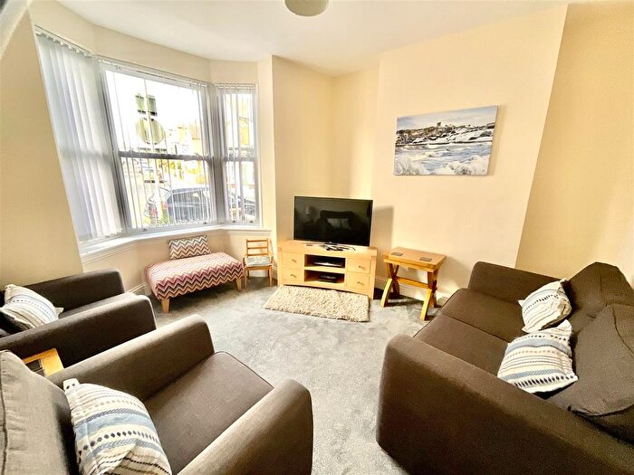 3 Bedroom Terraced House To Rent In St Johns Road, Scarborough, YO12