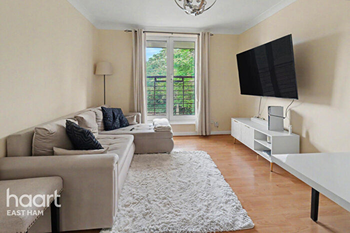 1 Bedroom Apartment For Sale In Peverel, London, E6