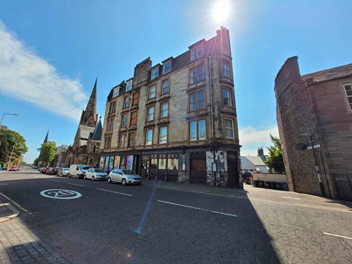 4 Bedroom Flat To Rent In Perth Road, Dundee, DD1