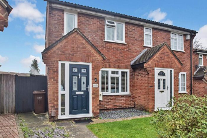 3 Bedroom Semi Detached House For Sale In Croydon Close, Lordswood, Chatham, ME5