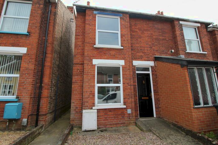 2 Bedroom End Of Terrace House To Rent In Hill House Road, Ipswich, IP3