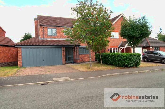 4 Bedroom Detached House To Rent In Stonesby Vale, West Bridgford, Nottingham, NG2