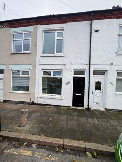3 Bedroom Terraced House To Rent In Western Road, Leicester, LE3