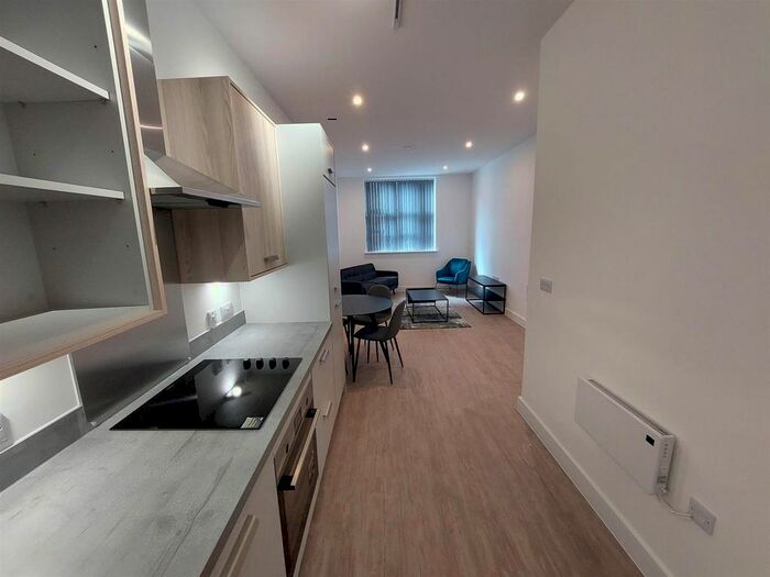 2 Bedroom Flat To Rent In Lombard Street, Digbeth, Birmingham, B12