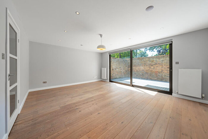 5 Bedroom House To Rent In Meadowbank, Primrose Hill, NW3
