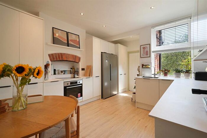 3 Bedroom End Of Terrace House For Sale In Ibbotson Road, Walkley, S6