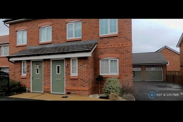 3 Bedroom Semi-Detached House To Rent In Scenic Way, Manchester, M18