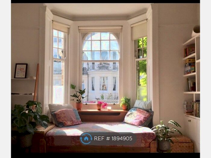 1 Bedroom End Of Terrace House To Rent In Cambridge Road, Hove, BN3