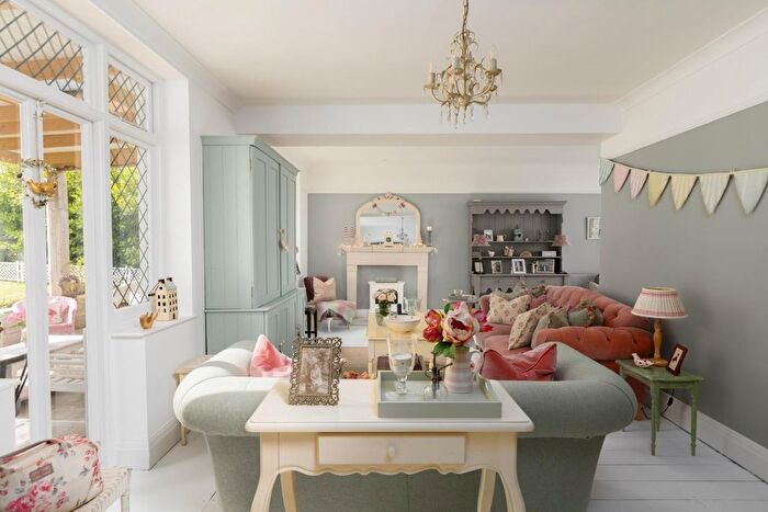 4 Bedroom Detached House For Sale In Kings Road, Clevedon, BS21