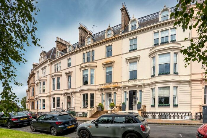 2 Bedroom Flat To Rent In Park Terrace, Flat /, Park District, Glasgow, G3