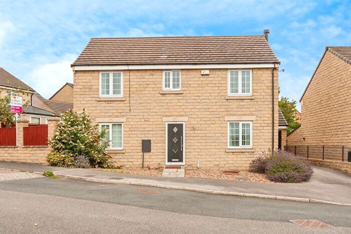 4 Bedroom Detached House For Sale In Noble Road, Wakefield, WF1