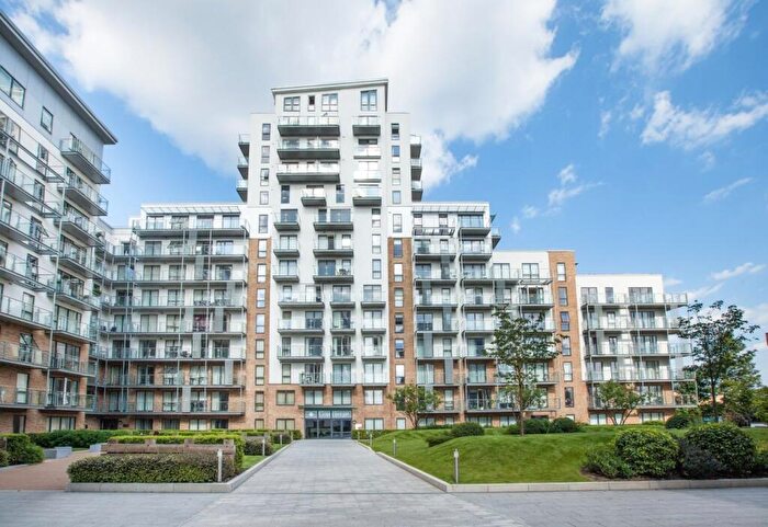 1 Bedroom Flat For Sale In Ceram Court, Caspian Wharf, Seven Sea Gardens, Bow, London, E3
