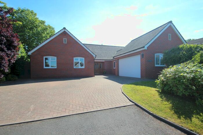 5 Bedroom Bungalow For Sale In Burghill, Hereford, HR4
