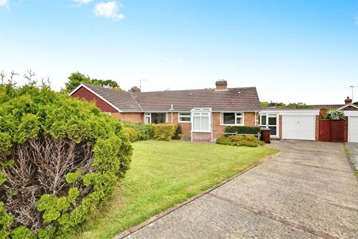 2 Bedroom Semi-Detached Bungalow For Sale In Pond Close, Broad Oak, TN31