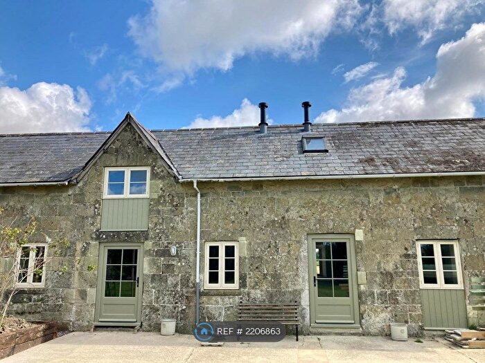 4 Bedroom Semi-Detached House To Rent In Swallowcliffe, Swallowcliffe, Salisbury, SP3