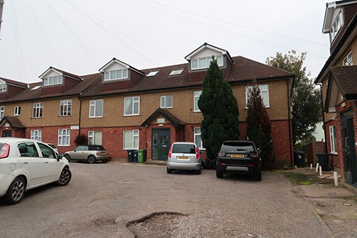 2 Bedroom Flat To Rent In Avon Court, Greenford, UB6
