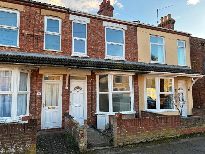 3 Bedroom Terraced House To Rent In York Road, Wisbech, PE13