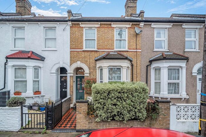 3 Bedroom Terraced House For Sale In Bradgate Road, London, SE6