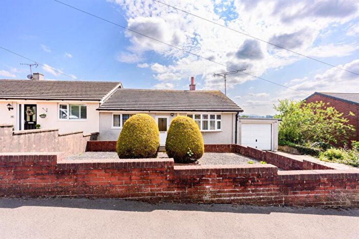 2 Bedroom Semi-Detached Bungalow For Sale In Oaktree Crescent, Cockermouth, CA13