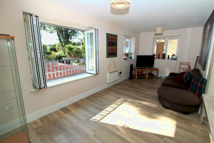 2 Bedroom Apartment To Rent In Stafford Road, Wallington, SM6