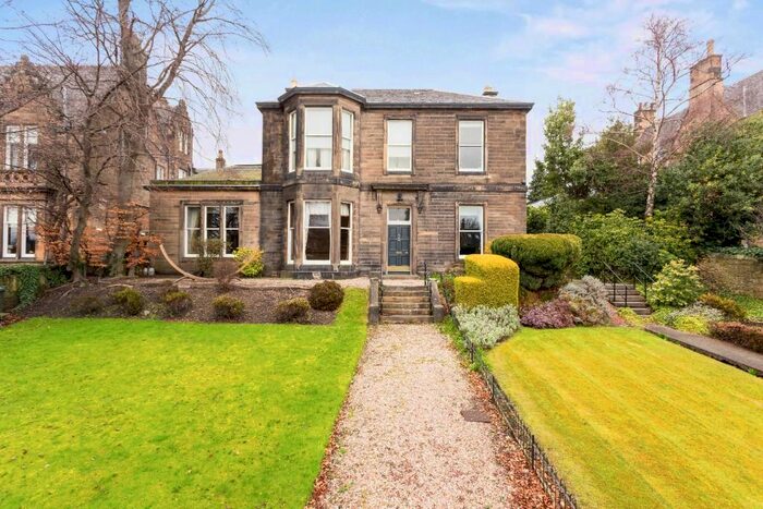 4 Bedroom Flat To Rent In West Coates, Murrayfield, Edinburgh, EH12