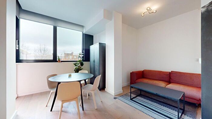 1 Bedroom Flat To Rent In Highgate Hill, London, N19